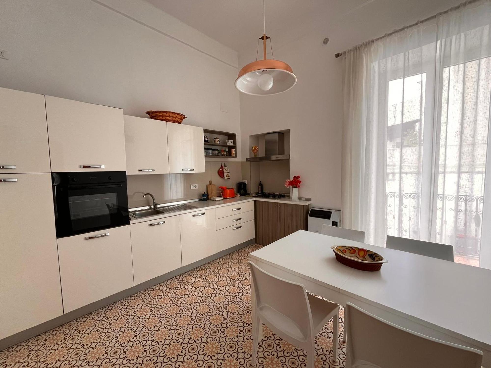 Vele Bianche Cosy Home Con Terrazza Полиньяно-а-Маре Экстерьер фото
