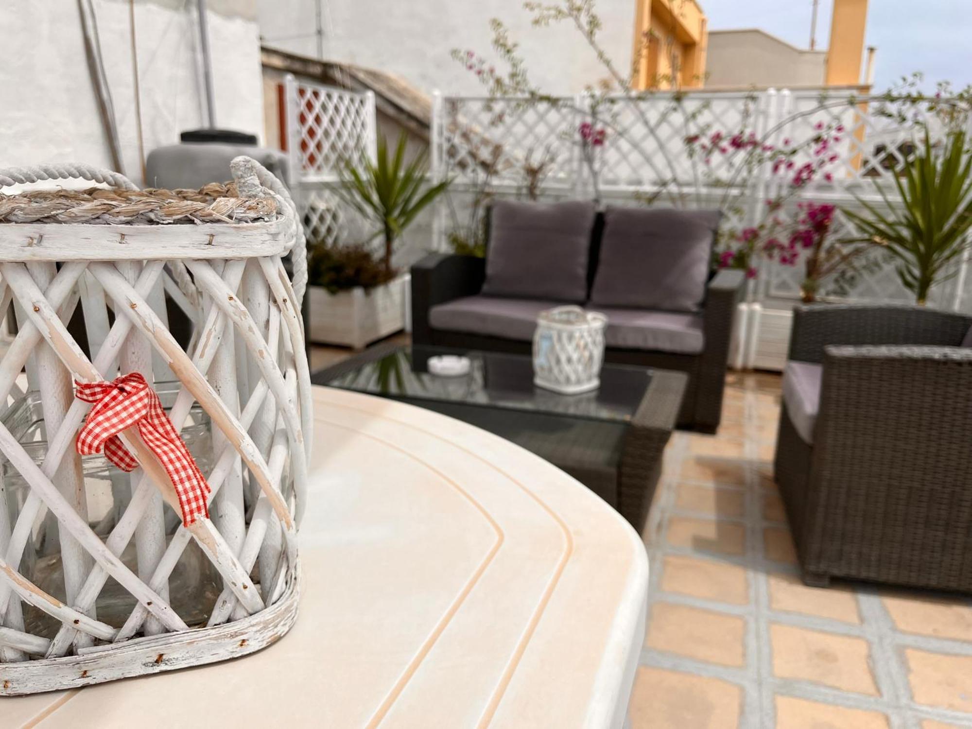 Vele Bianche Cosy Home Con Terrazza Полиньяно-а-Маре Экстерьер фото