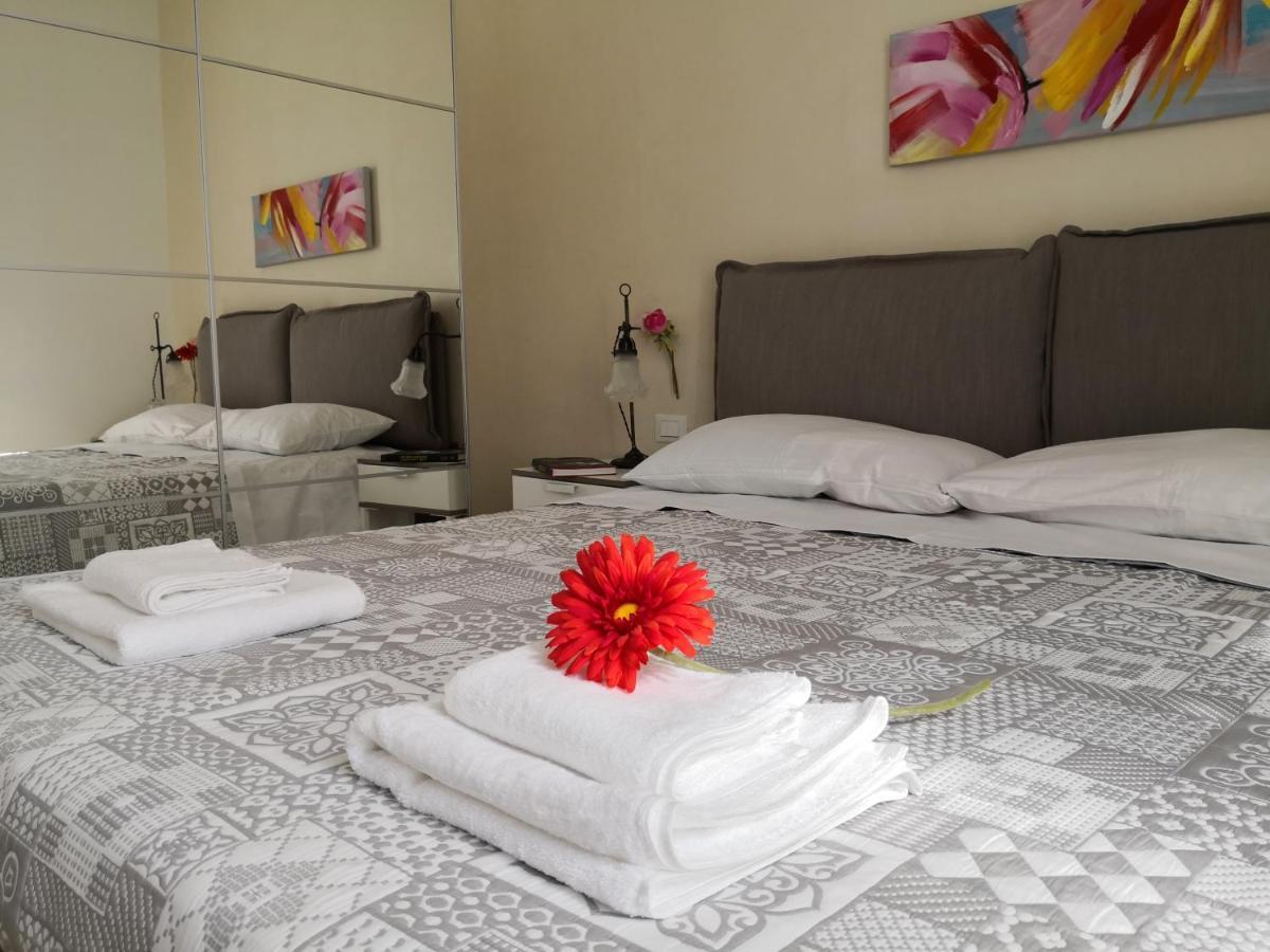Vele Bianche Cosy Home Con Terrazza Полиньяно-а-Маре Экстерьер фото
